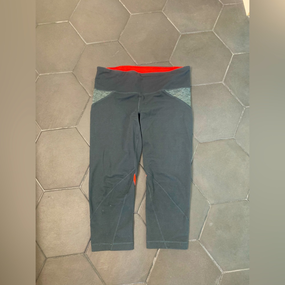 Under Armour capris leggings